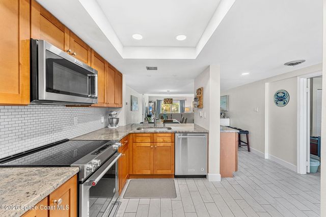 3060 N Atlantic Avenue 209, Cocoa Beach, FL 32931