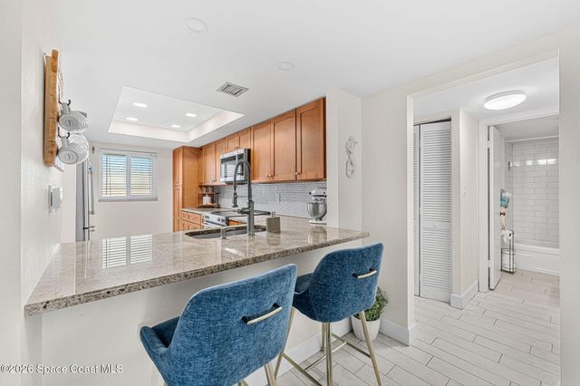 3060 N Atlantic Avenue 209, Cocoa Beach, FL 32931