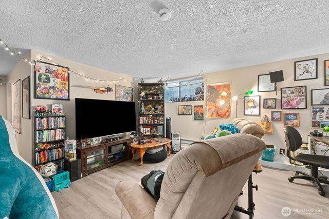 15328 40th Avenue W, Lynnwood, WA 98087