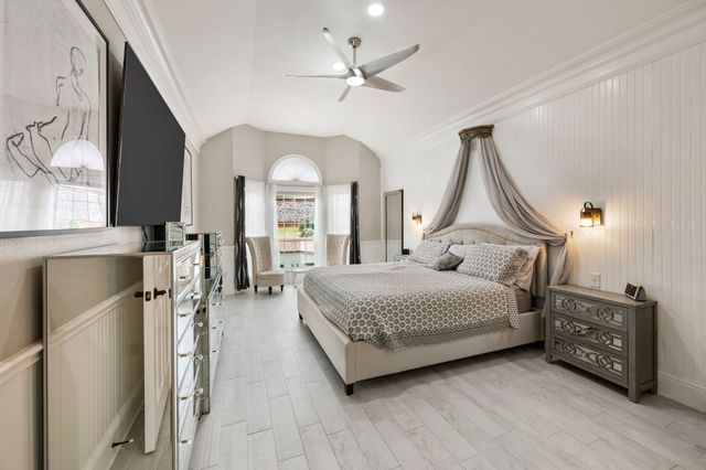 3036 Creekview Drive, Grapevine, TX 76051