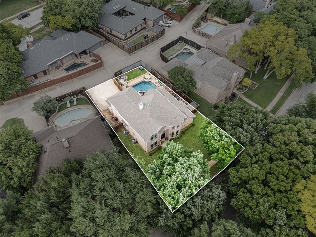 3036 Creekview Drive, Grapevine, TX 76051