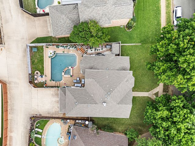 3036 Creekview Drive, Grapevine, TX 76051