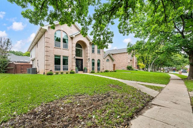 3036 Creekview Drive, Grapevine, TX 76051