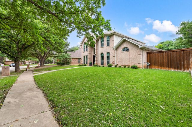 3036 Creekview Drive, Grapevine, TX 76051