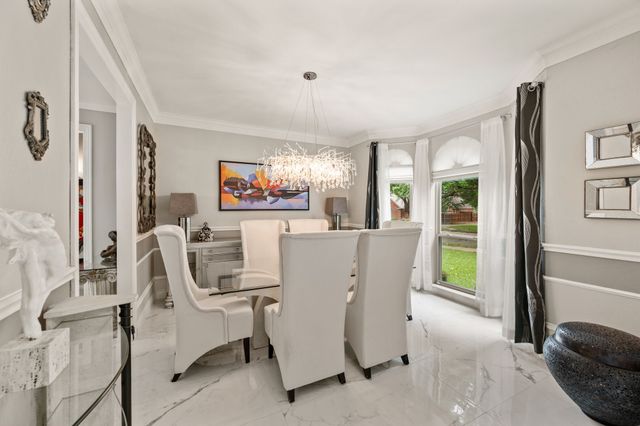 3036 Creekview Drive, Grapevine, TX 76051