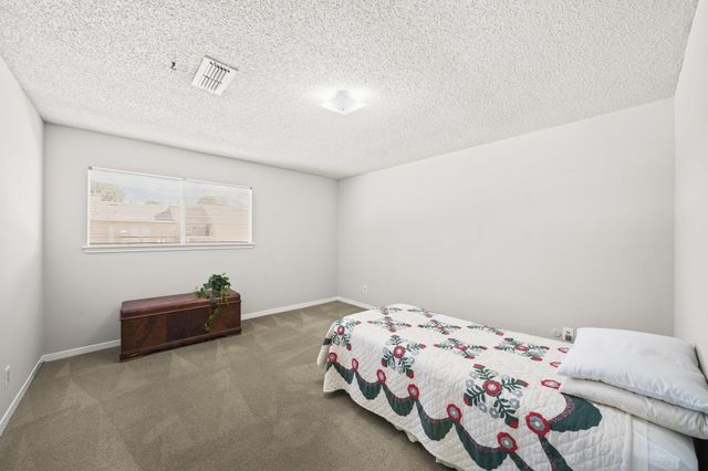 11846 Barryknoll Lane 5, Houston, TX 77024
