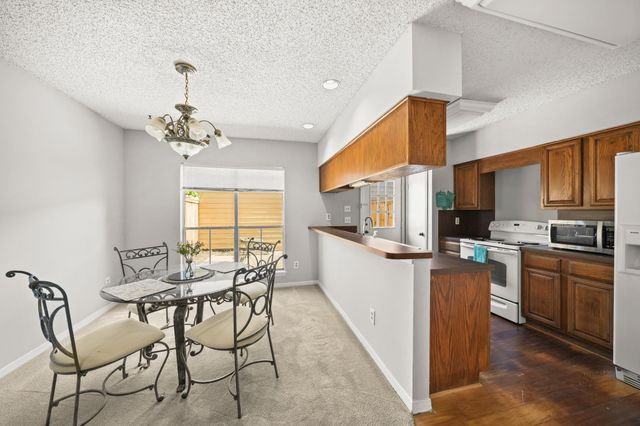11846 Barryknoll Lane 5, Houston, TX 77024