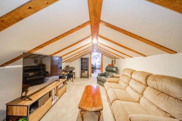 8644 S Addison Avenue, Knightstown, IN 46148