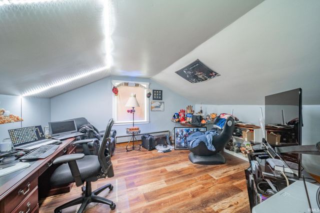 8644 S Addison Avenue, Knightstown, IN 46148