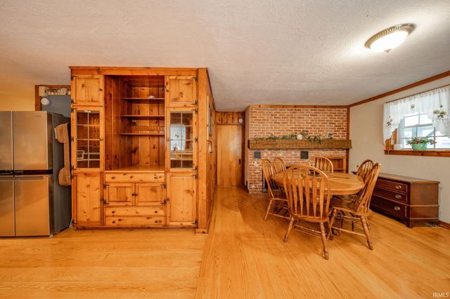 8644 S Addison Avenue, Knightstown, IN 46148