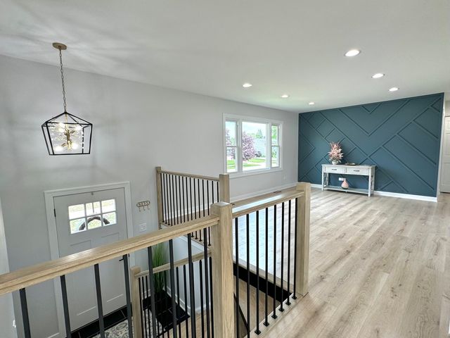 9055 Fairway Drive, Orland Park, IL 60462