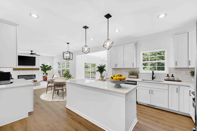 712 Verdano Terrace, Crown Point, IN 46307