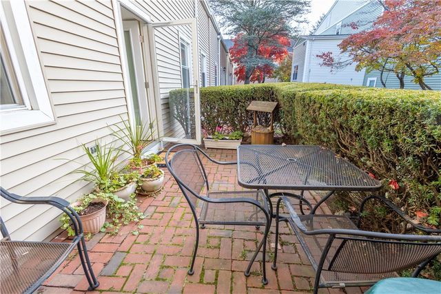 3524 West Shore Road 215, Warwick, RI 02886