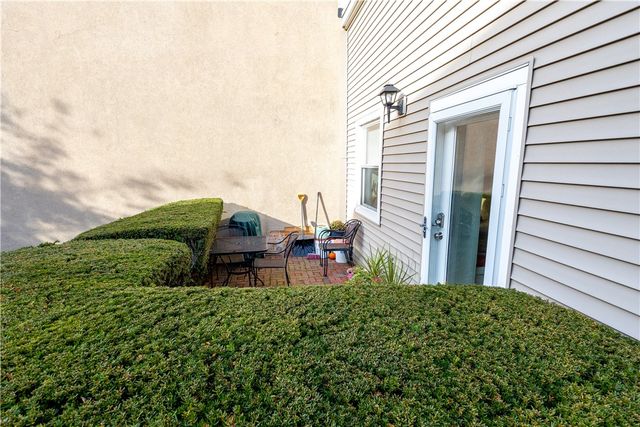 3524 West Shore Road 215, Warwick, RI 02886