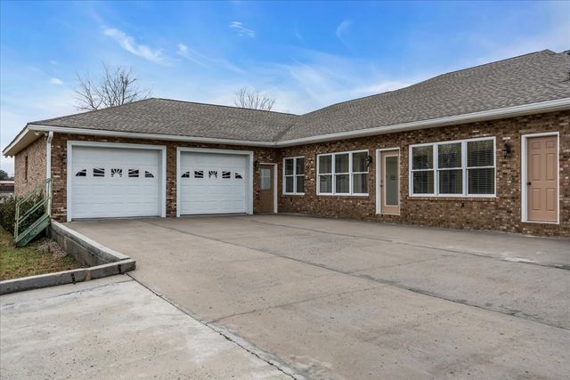 1309 Hills Chapel Rd, Manchester, TN 37355