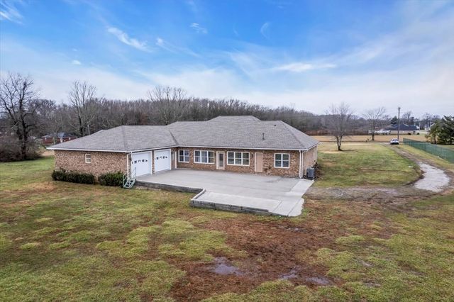 1309 Hills Chapel Rd, Manchester, TN 37355