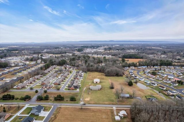 1309 Hills Chapel Rd, Manchester, TN 37355