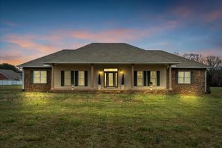 1309 Hills Chapel Rd, Manchester, TN 37355