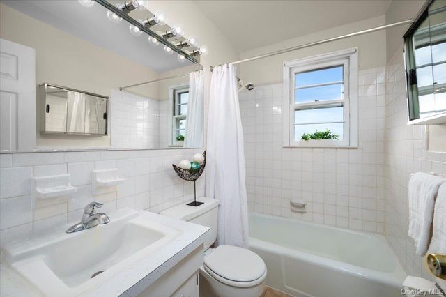 183 Hudson Terrace, Yonkers, NY 10701