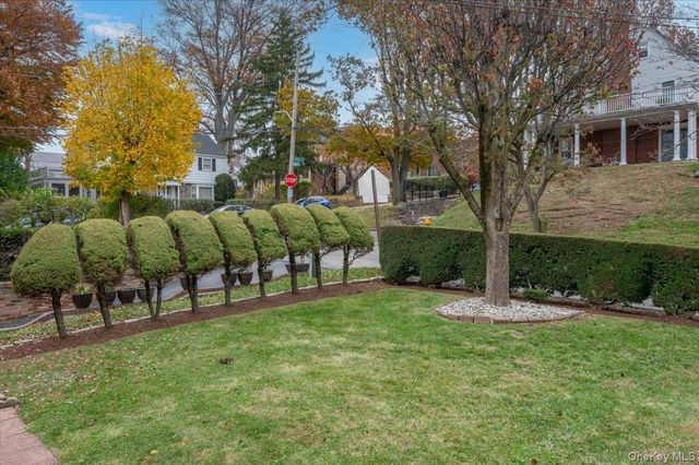 183 Hudson Terrace, Yonkers, NY 10701