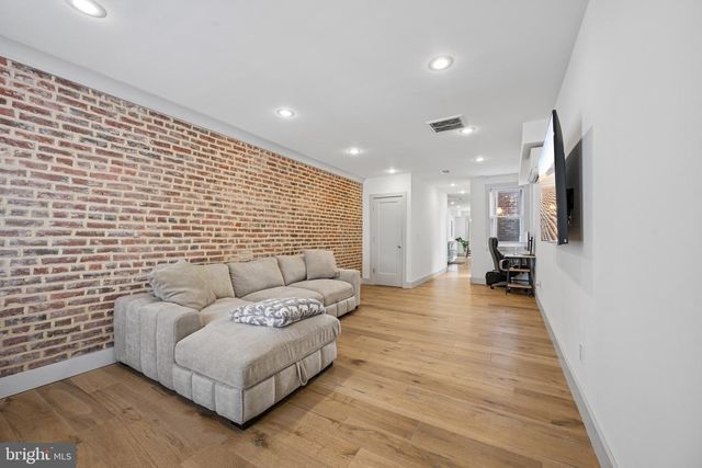 514 S DALLAS ST, Baltimore, MD 21231