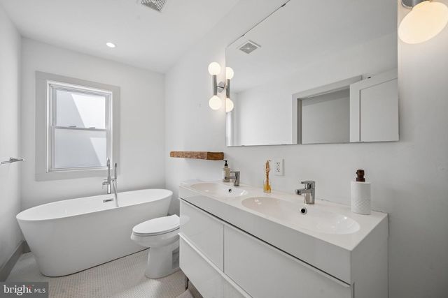 514 S DALLAS ST, Baltimore, MD 21231