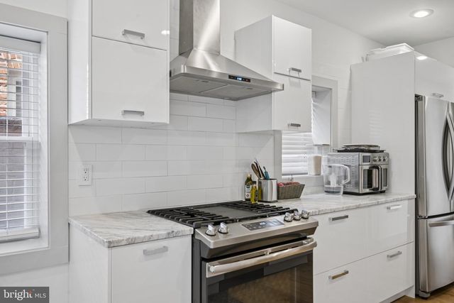 514 S DALLAS ST, Baltimore, MD 21231