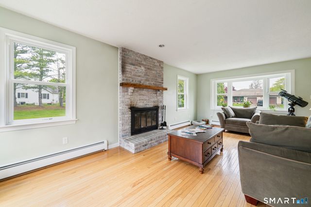6 Treble Road, Bristol, CT 06010