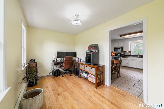 6 Treble Road, Bristol, CT 06010