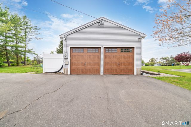 6 Treble Road, Bristol, CT 06010
