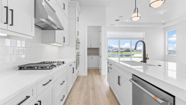 5414 Hutchinson Way, Westlake, FL 33470