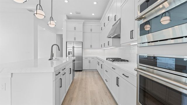 5414 Hutchinson Way, Westlake, FL 33470