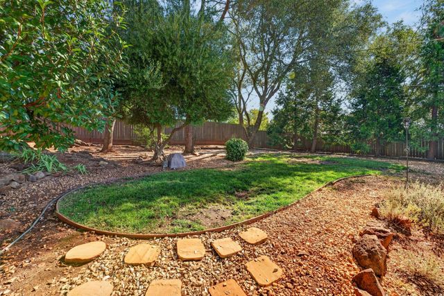 2593 Starbuck Rd, Rescue, CA 95672