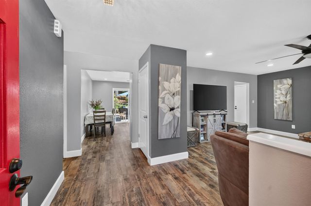 2593 Starbuck Rd, Rescue, CA 95672