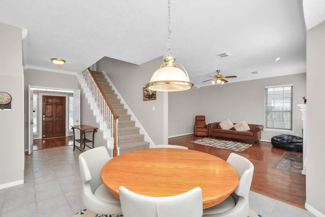 10615 Vandercroft Court, Houston, TX 77070