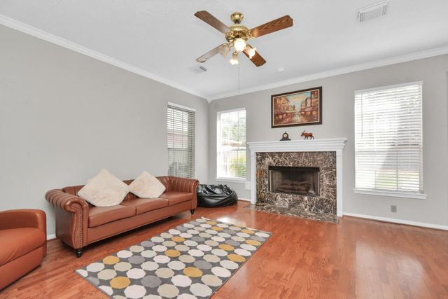 10615 Vandercroft Court, Houston, TX 77070