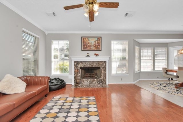 10615 Vandercroft Court, Houston, TX 77070