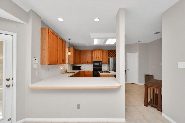 10615 Vandercroft Court, Houston, TX 77070