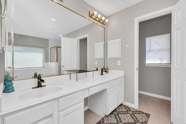 10615 Vandercroft Court, Houston, TX 77070