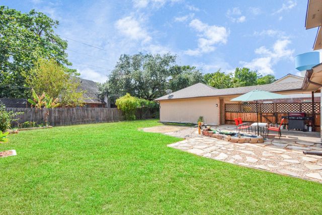 10615 Vandercroft Court, Houston, TX 77070