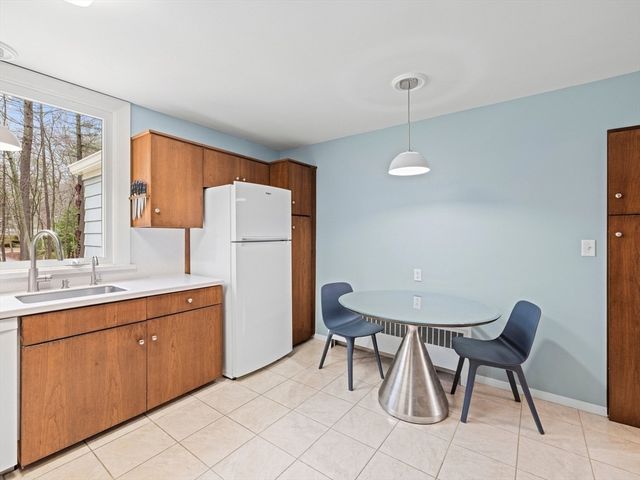 22 Hayward Mill Cir, Concord, MA 01742