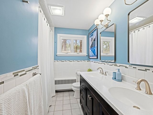 22 Hayward Mill Cir, Concord, MA 01742