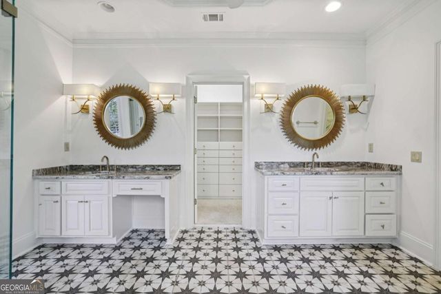 1017 Madeline Lane, Atlanta, GA 30350