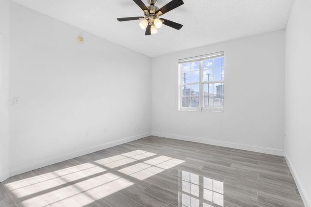 616 Clearwater Park Road 402, West Palm Beach, FL 33401