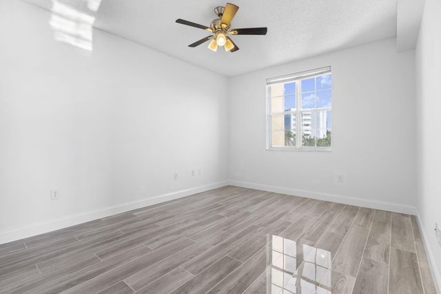 616 Clearwater Park Road 402, West Palm Beach, FL 33401