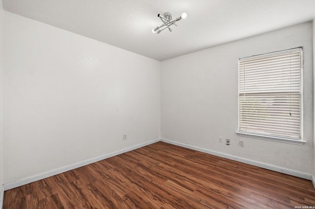 5742 Butch Cyn, San Antonio, TX 78252