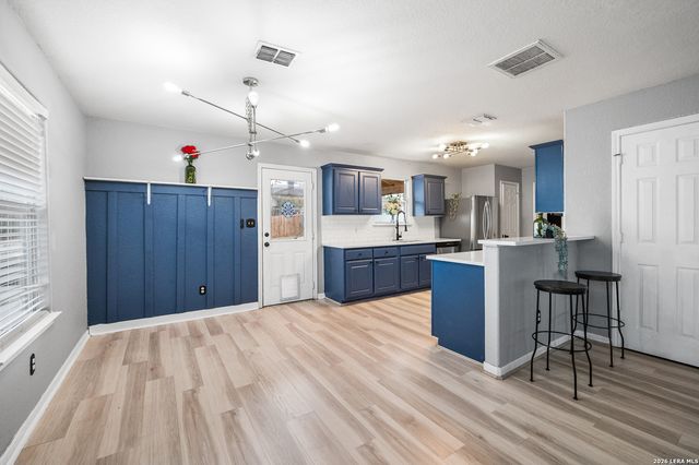 5742 Butch Cyn, San Antonio, TX 78252