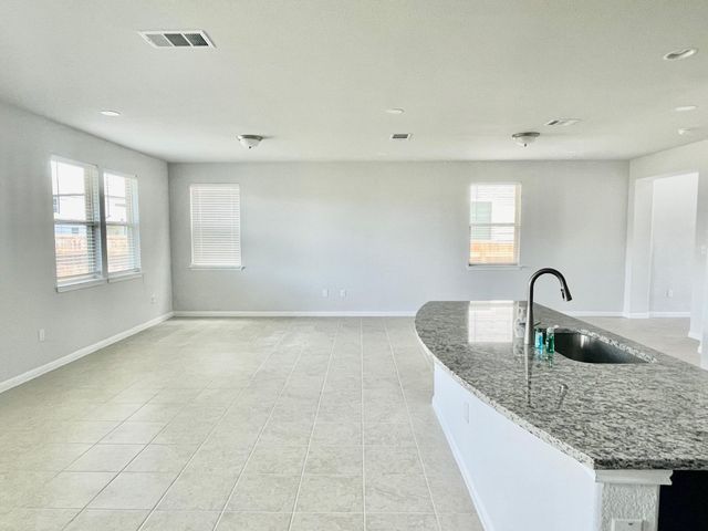 516 Betty Ann WAY, Leander, TX 78641