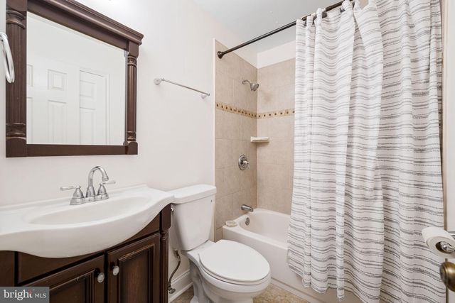 11821 SINCLAIR LN, Manassas, VA 20112