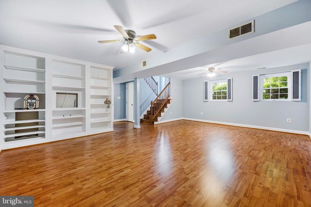 11821 SINCLAIR LN, Manassas, VA 20112